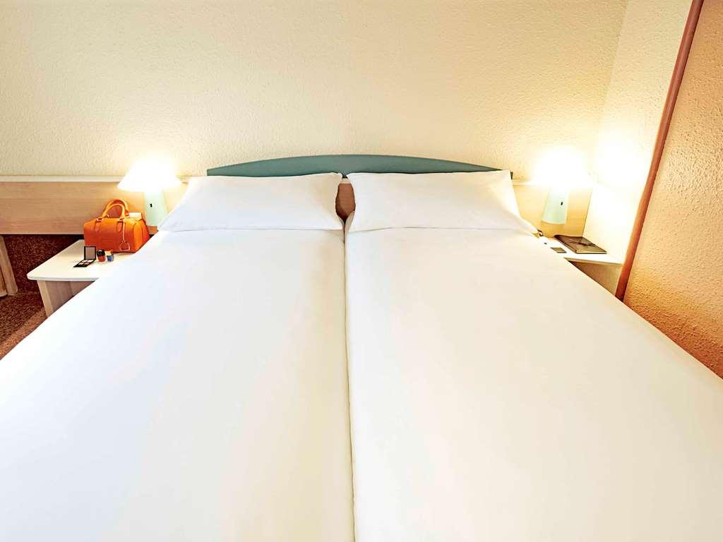Ibis Centre 3*
